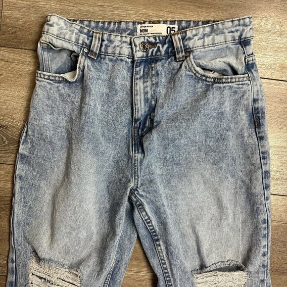 Refuge Jeans Size 5 Denim Mom Distressed Acid Wash Jeans Pants Washed Blue - Picture 2 of 6